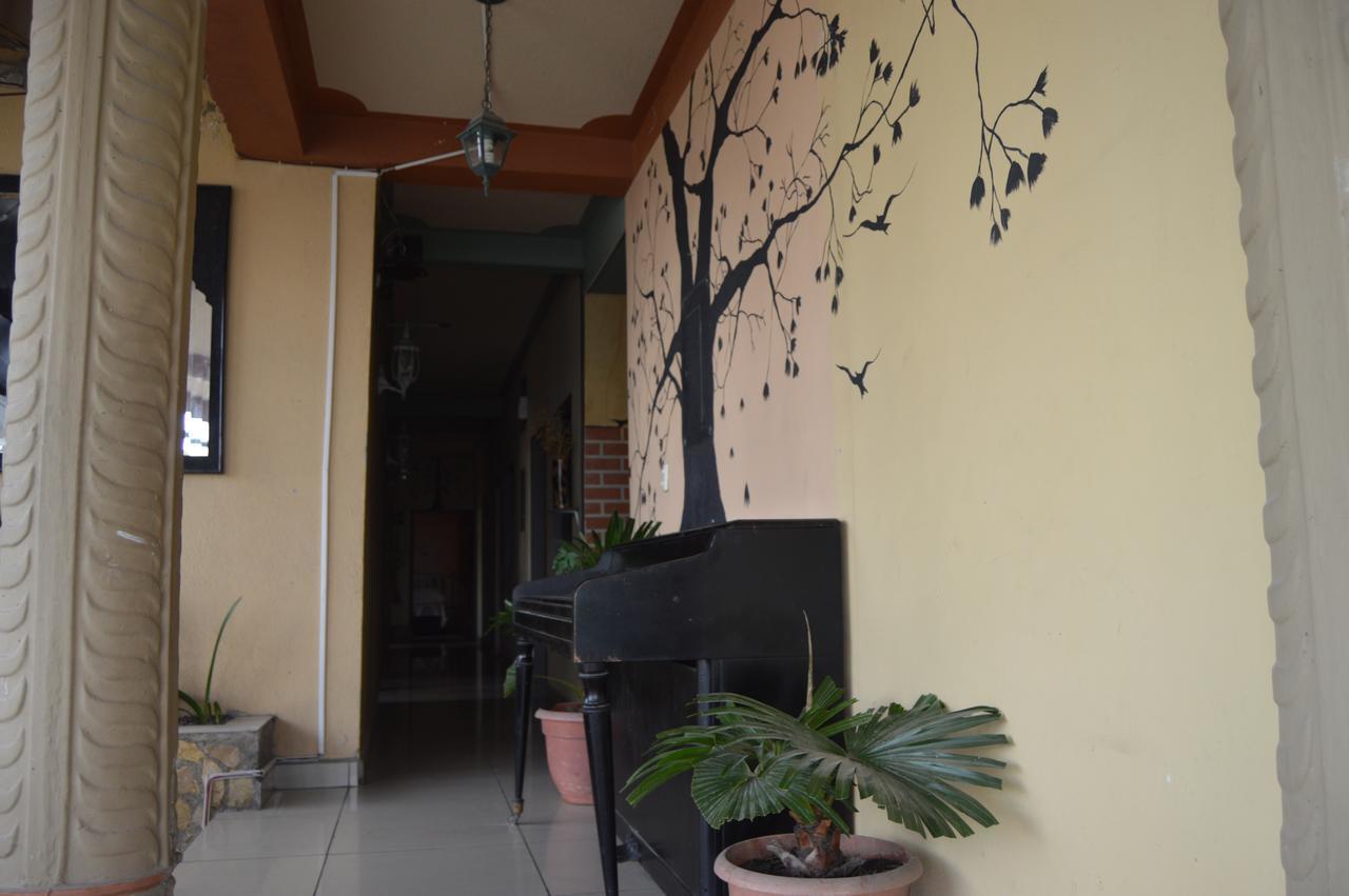 Hotel Escalon Santa Rosa de Copan Exterior photo
